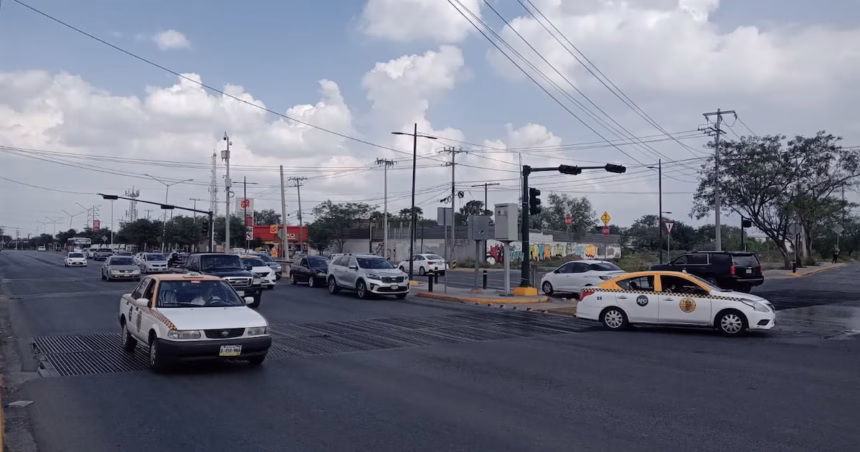 Inversión de 60 mil millones no elimina el tráfico en Nuevo León