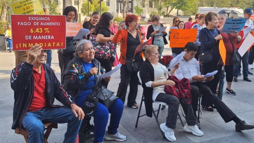 Urgente: PT exige solución a pago de pensiones a maestros jubilados en NL