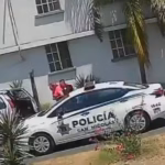 Policía ayuda a mujer que se ahogaba con totopo en San Nicolás