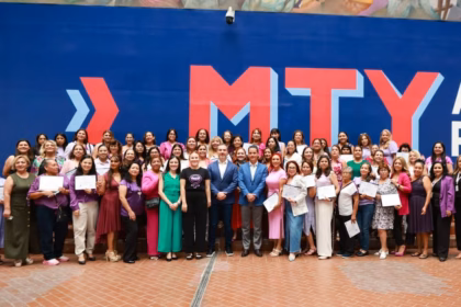 Reconocen a egresadas de la Academia de Emprendedoras de Monterrey