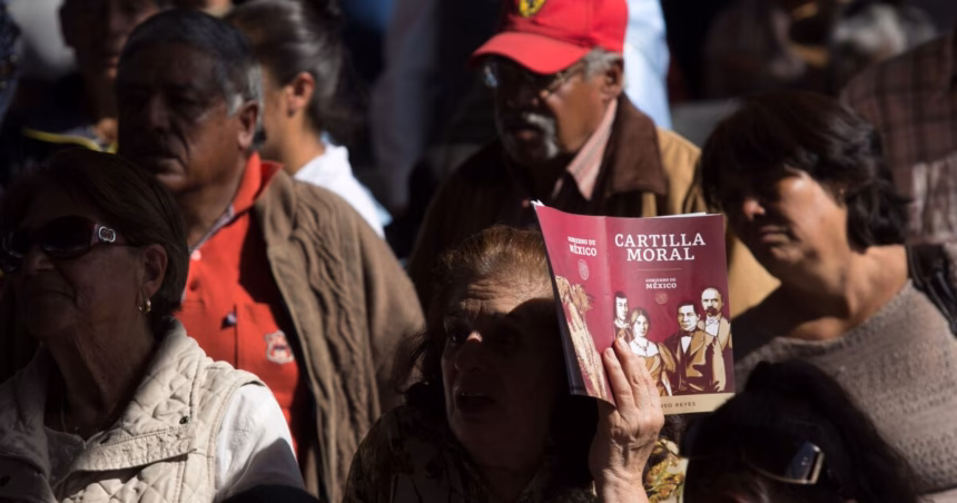 Reducción de pobreza en México impulsa aumento en ingresos laborales