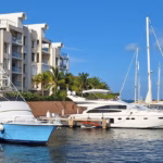 Marina VNV Cancún reduce su operación al 70 % en verano 2025
