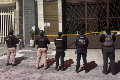 Cateo en Guadalupe asegura armas, drogas y vehículos de lujo