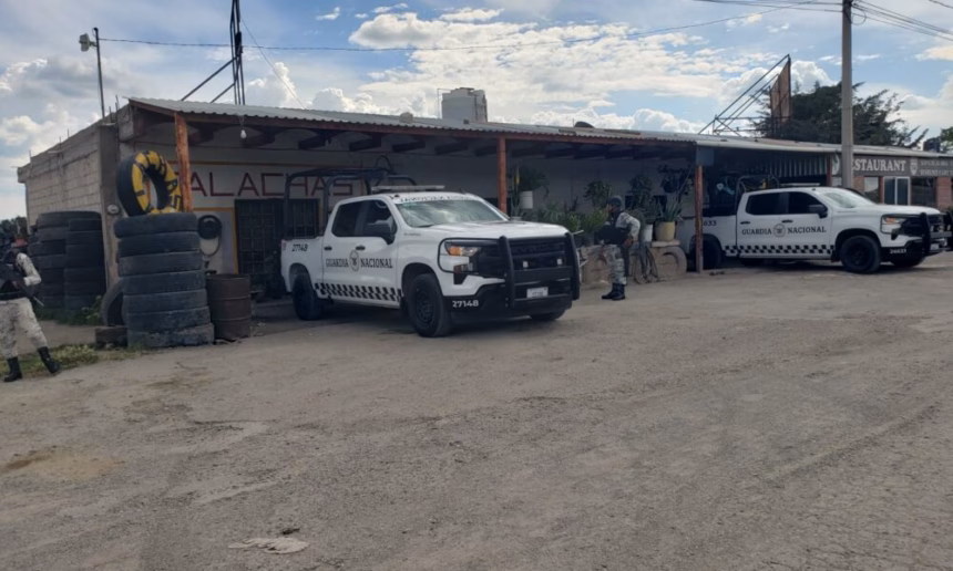 Aseguran talachera huachicolera en la autopista 57