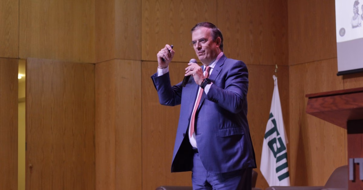 México cierra el semestre con superávit comercial y aumenta exportaciones