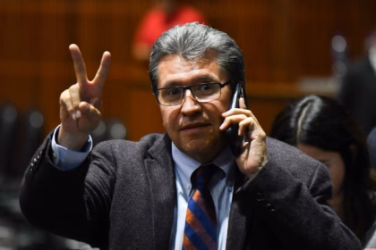 Monreal advierte crisis interna en Morena ante 2027