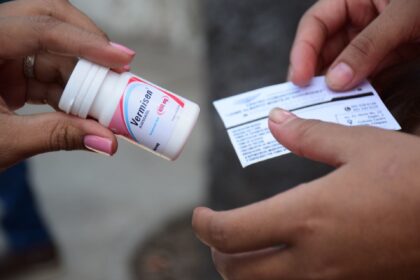 Gobierno de Sinaloa asegura abasto de medicamentos
